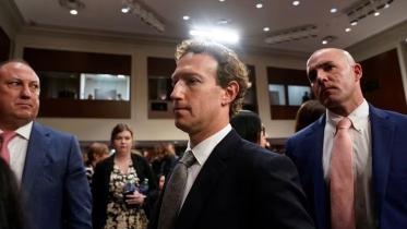 Zuckerberg Apologizes to Parents at US Online Child Safety Hearing