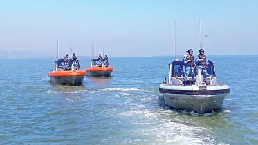 Bangladesh Boosts Border Vigilance Amid Myanmar Influx Fears