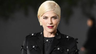 Selma Blair apologises after backlash for her anti-Islam comment