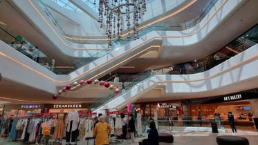 The incident occurred at a sports facility at Starfield Anseong Mall in Gyeonggi, South Korea.