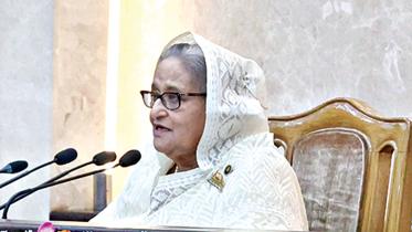 PM asks DCs, urges them to go after hoarders