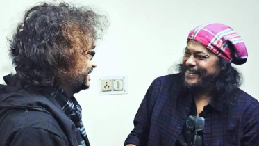 Rupam Islam shares rare picture of a smiling James, calls him ‘Mohaguru’