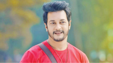 Actor Emon injured at shooting spot