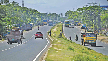 Trucks, lorries, banned on highways for 3 days before and after Eid