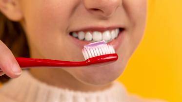 5 habits to avoid for better oral health     diana-polekhina-iyqgnawd8uw-unsplash