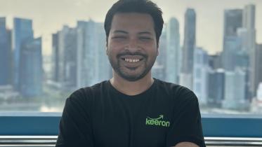 Md. Tajdin Hassan wearing Keeron t shirt