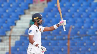 Dinesh Chandimal