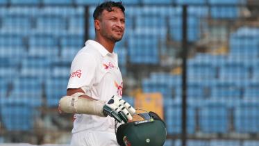 shakib_out_hoye_gelo.jpg