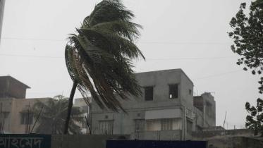 rain in some places in Dhaka