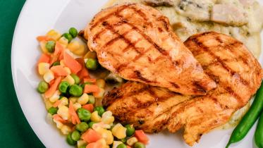Food for thought: Things to eat to improve mental health       sam-moghadam-khamseh-vpopy6qrdrs-unsplash.jpg