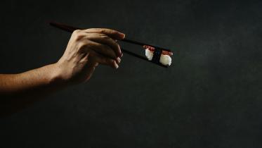 Say thank you before eating! 5 Japanese dining etiquettes will blow your mind     douglas-lopez-vlx0bwzluxq-unsplash.jpg