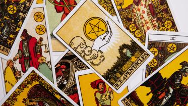 Finding strength in the cards: Tarot, astrology, and personal growth     viva-luna-studios-y3qrbagm7q8-unsplash.jpg