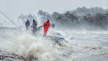 Cyclone Remal Bangladesh
