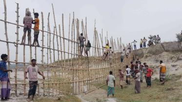 locals-bamboo-dam.jpg