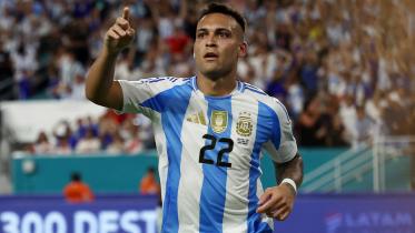 2024-06-30t015153z_368349980_up1ek6u056ggu_rtrmadp_3_soccer-copa-arg-per-report.jpg