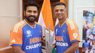 rohit1.jpg