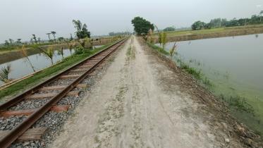 Illegal canal grab for fish farming in Kurigram