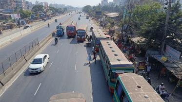 Long-distance bus services resume from Sayedabad, thin presence of passengers