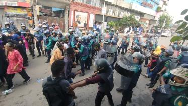 'March for Justice': Chase, counter chase between police, protesters in Khulna