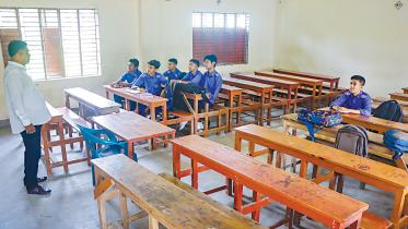 khunla-school.jpg