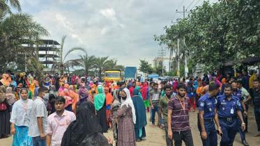 60 garment factories closed in Ashulia amid workers’ unrest