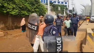 30 injured in clash at Ashulia industrial area