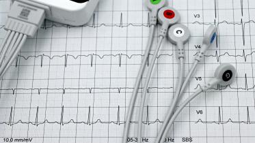 Early signs of heart attack: What every Bangladeshi should know                pexels-martabranco-28585011.jpg