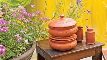 Artisanal terracotta products