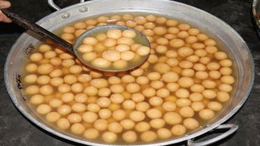Sadek Golla sweet Jashore