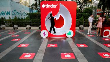 tinder.jpg