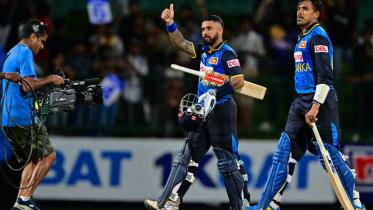 kusal_mendis.jpg