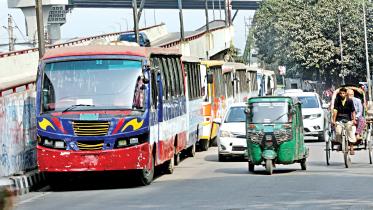 Illegal parking in Karwan Bazar