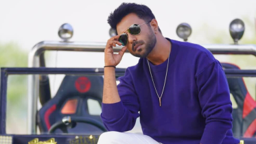 Apurba’s stellar run: Winning hearts in ‘Chaalchitro’ and ‘Mon Duari’