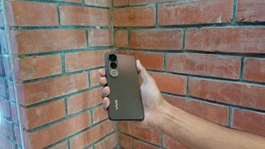 Vivo V50 Lite