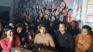 sabina_presser.jpg