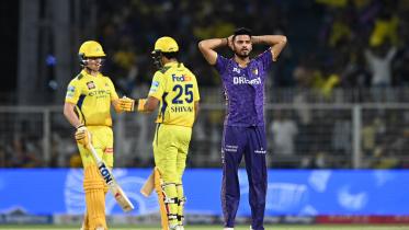 2025-05-07t165815z_677709245_up1el571b51yu_rtrmadp_3_cricket-ipl-kkr-csk.jpg