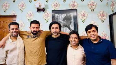 Shakib Khan and Afran Nisho reunite ahead of ‘Taandob’ release
