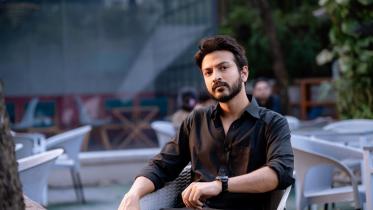 I treat negative commenters as background noise: Yash Rohan