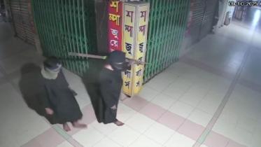 500 bhoris of gold looted from jewellery shop in Dhaka’s Mouchak