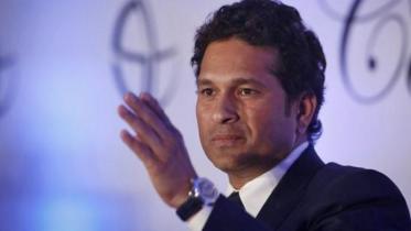 Sachin Tendulkar addressing a news conference