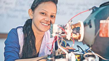 Unemployment among graduates: Females still have highest rate