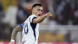 2026-09-19T171634Z_2029508478_UP1EM9J1BZK19_RTRMADP_3_SOCCER-ITALY-ROM-INT.JPG