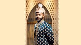 isa-khan.jpg