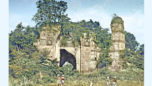 Ruins_of_Gaur.jpg