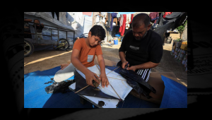 kite making in Gaza (2).png