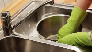 Pro tips for better dishwashing during Ramadan    marek-studzinski-AmHLaKScnc0-unsplash