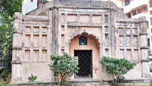 The unknown tomb in Mohammadpur