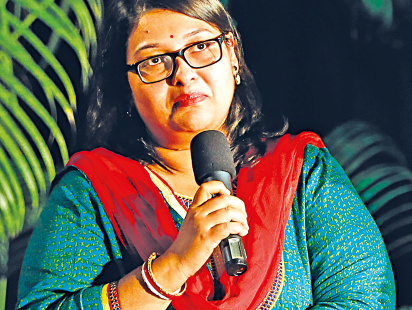 falguni.jpg