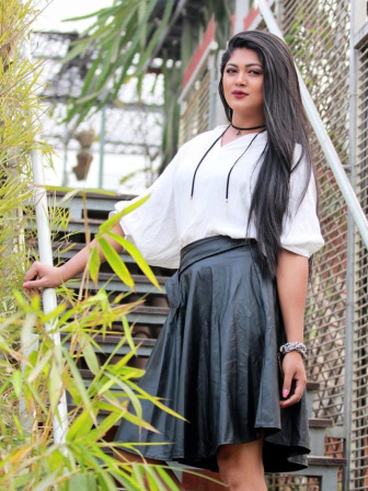 moushumi.jpg
