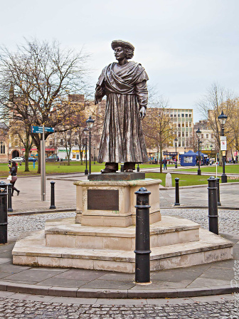 statue-of-rammohun-roy.jpg